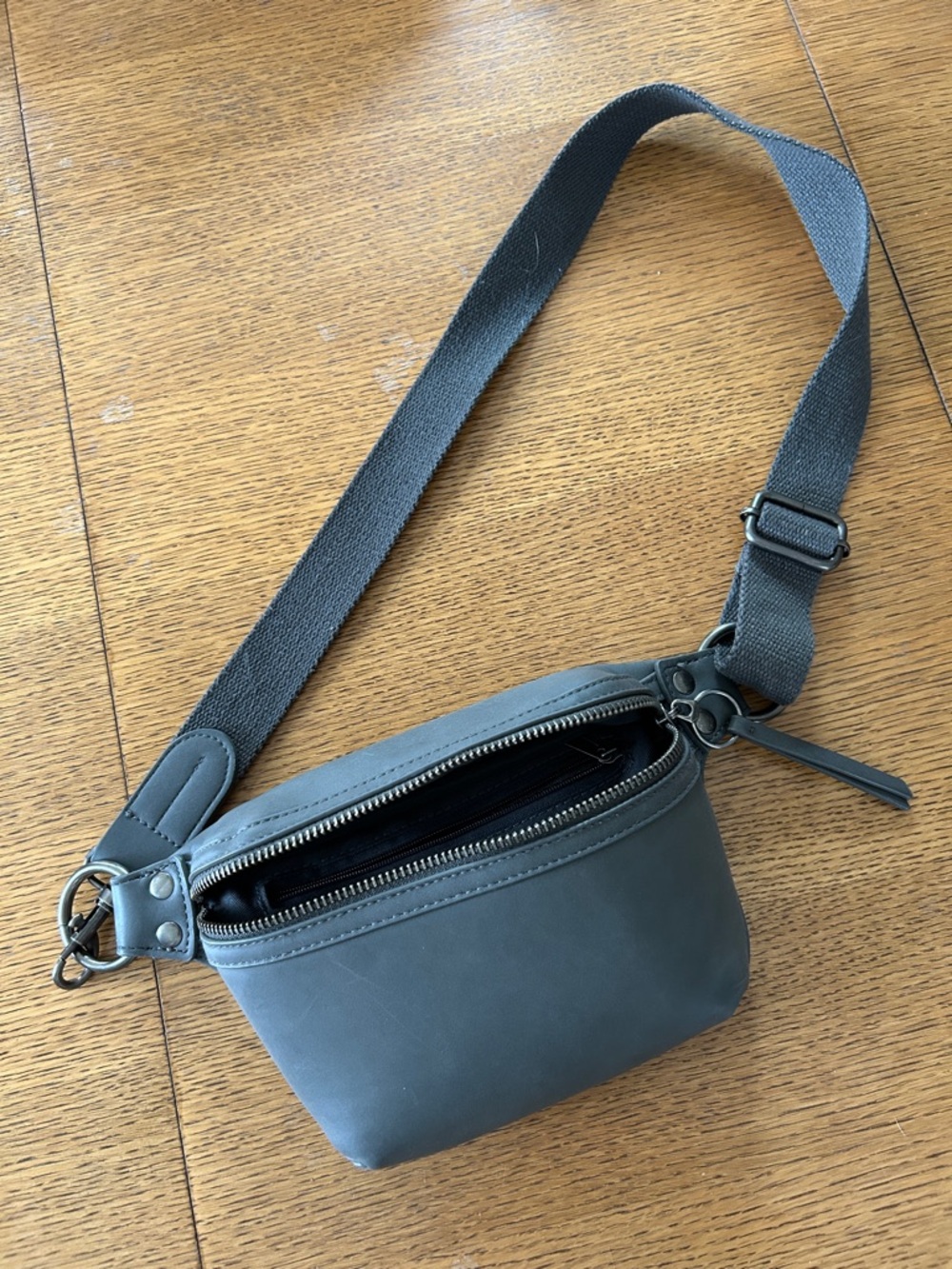 Women’s Minimalist sling Bag in Charcoal Gray